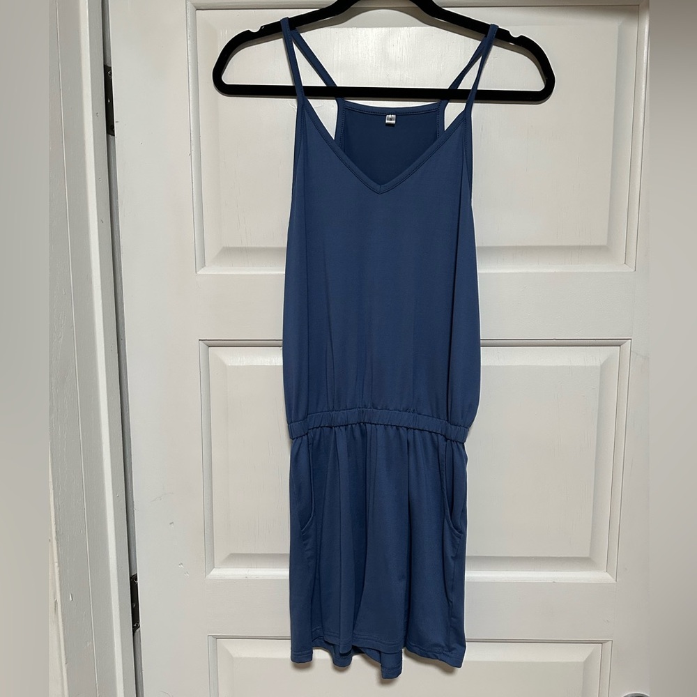 soft & stretchy romper with pockets